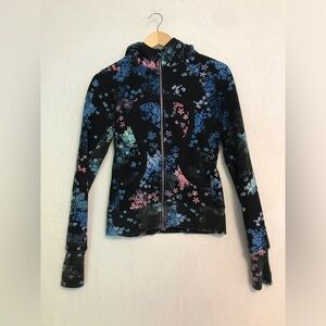 Lululemon black blue scuba hoodie petal pop 4